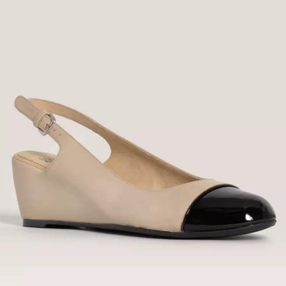Stuart Weitzman Wedge Leather Beige & Black Patent Cap Toe Slingback NIB 6.5 M… - Picture 1 of 7